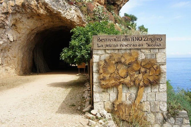 shuttle-bus-zingaro-nature-reserve