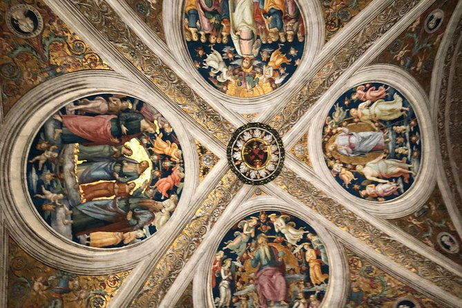 skip-the-line-ticket-to-the-vatican-museums-the-sistine-chapel-2