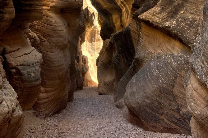 slot-canyon-2hr-tour-at-willis-creek