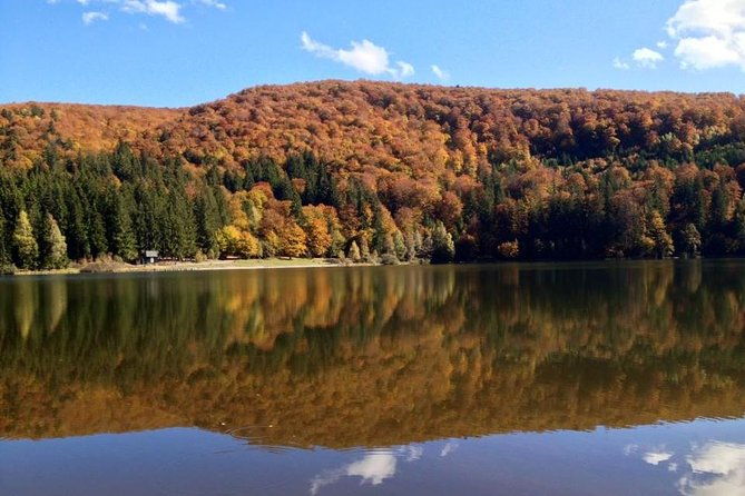 small-group-day-trip-to-the-unique-volcanic-lake-in-eastern-europe