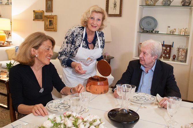 small-group-market-tourdining-experience-at-cesarinas-home-in-vietri-sul-mare