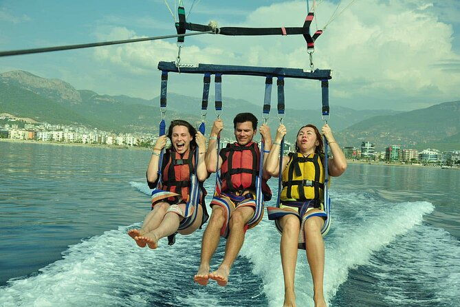 small-group-parasailing-adventure-in-alanya