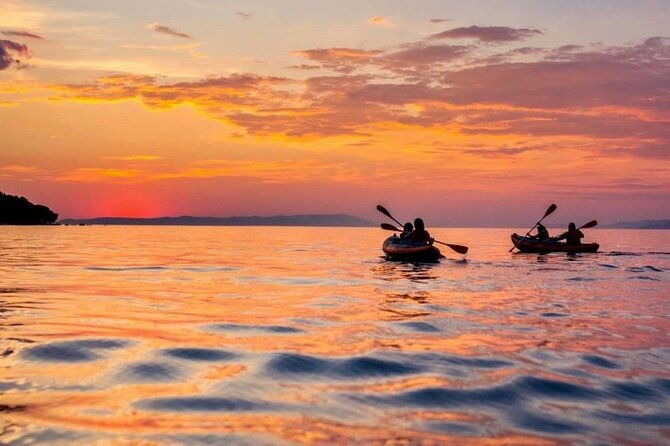 small-group-sunrise-kayak-tour-with-snorkeling-and-coffee
