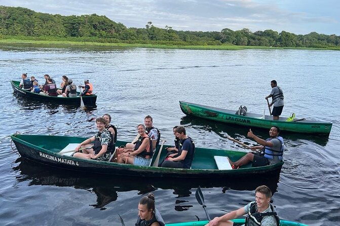 small-group-tortuguero-national-park-canoe-tour
