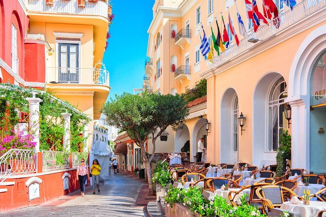 small-group-tour-to-blue-grotto-anacapri-and-capri