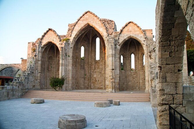 small-group-walking-tour-of-rhodes-old-town-from-the-cruise-port