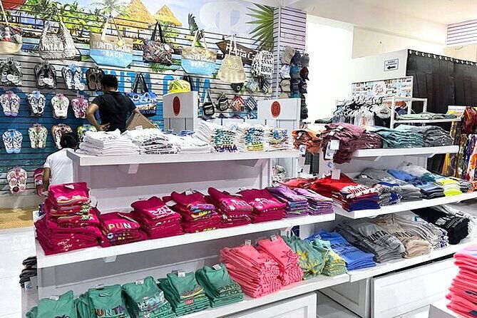 souvenir-shopping-tour-in-punta-cana-pickup-included