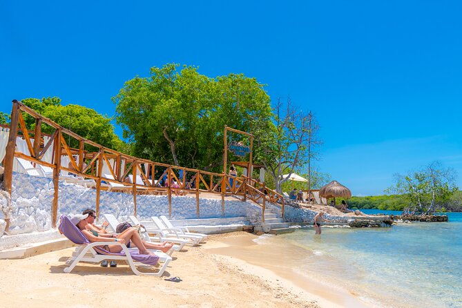 spend-the-day-at-encantada-beach