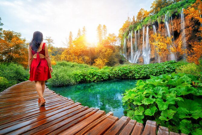 split-to-zagreb-via-plitvice-lakes-3-hours-stop-is-included