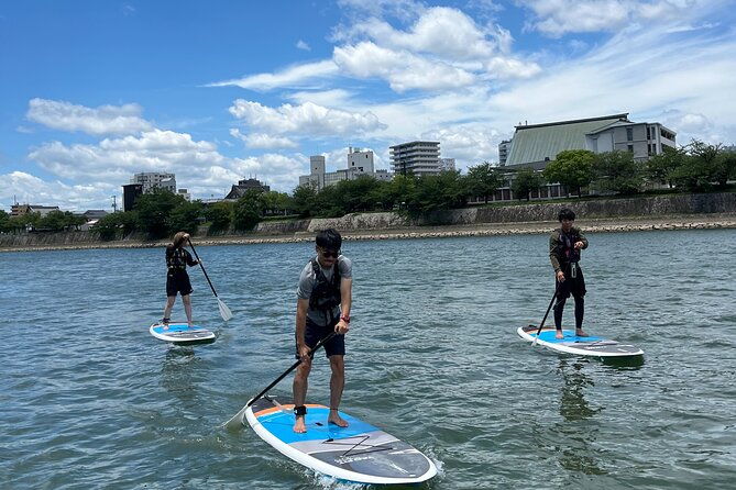 stand-up-paddle-boarding-in-hiroshima