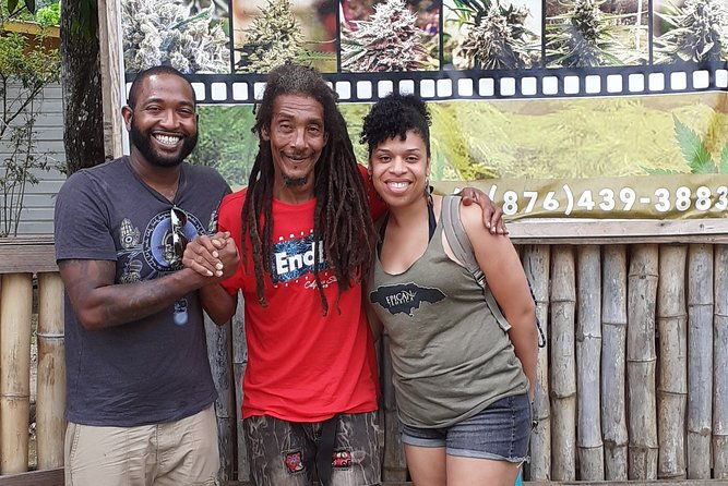 stepping-high-mountain-rastafari-herbs-tour