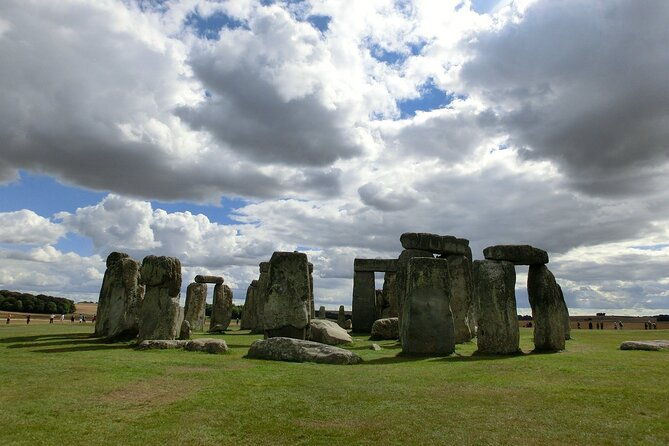 stonehenge-tour-from-southampton-to-london