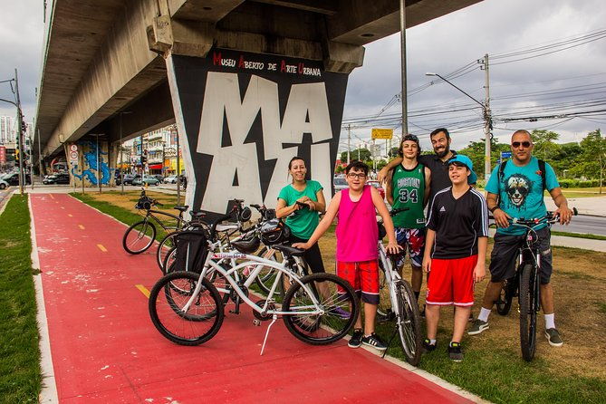 street-art-and-parks-bike-tour