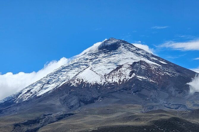 strenuously-cotopaxi-volcano-and-birding-by-the-lagoon-private