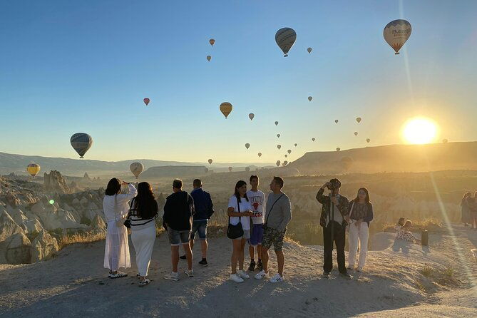sunrise-balloon-watching-tour-with-breakfast-in-goreme