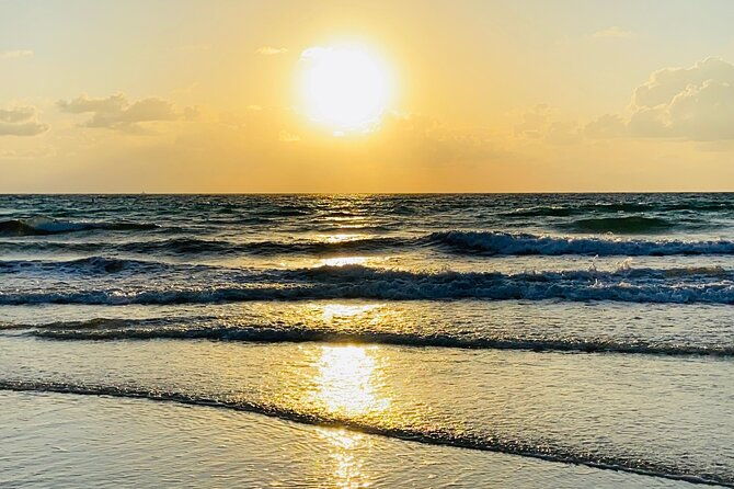 sunrise-yoga-and-meditation-by-the-ocean-in-miami-beach