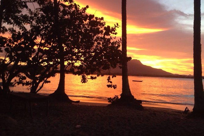 sunset-beach-horseback-riding