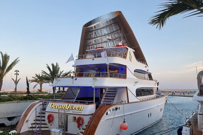 sunset-cruise-on-ayia-napas-biggest-and-most-luxurious-boat