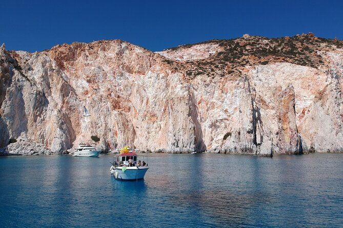sunset-group-cruise-from-milos-to-polyaigos