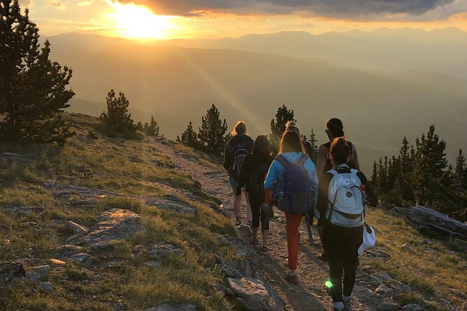 sunset-hiking-tour-in-the-rocky-mountains-near-denver-2