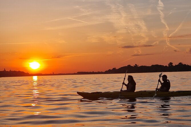 sunset-kayak-adventure-in-belgrade