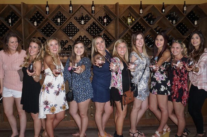 temecula-limo-trolley-wine-tour-with-tastings-charcuterie-box