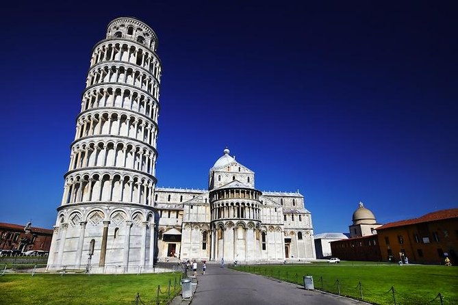 the-best-of-lucca-and-pisa-tour