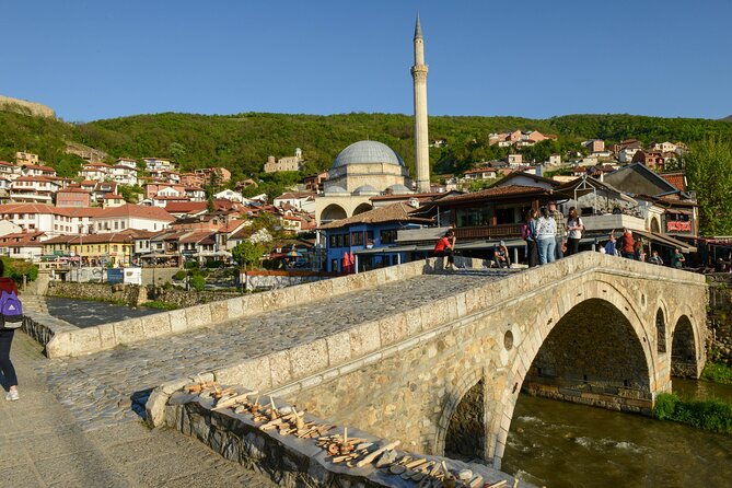 the-best-of-pristina-walking-tour
