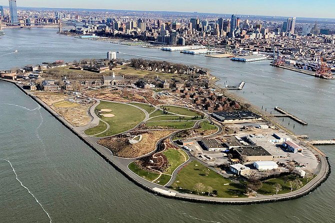 the-big-apple-helicopter-tour-of-new-york-city
