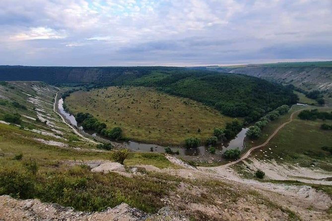 the-day-tour-to-cricova-cellar-old-orhei-cave-monasteries
