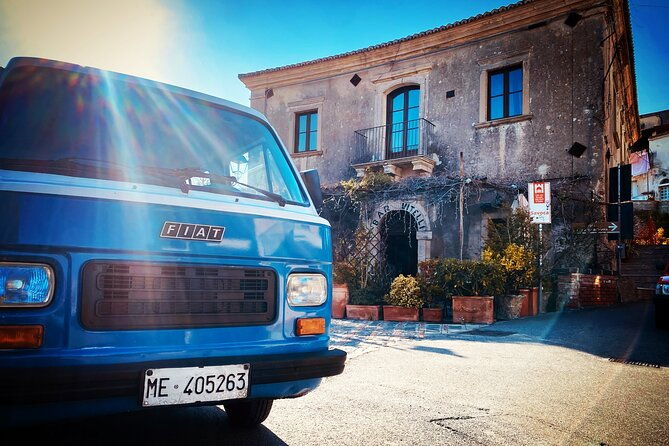 the-padrino-tour-savoca-and-forza-dagro-aboard-the-vintage-80s-minibus