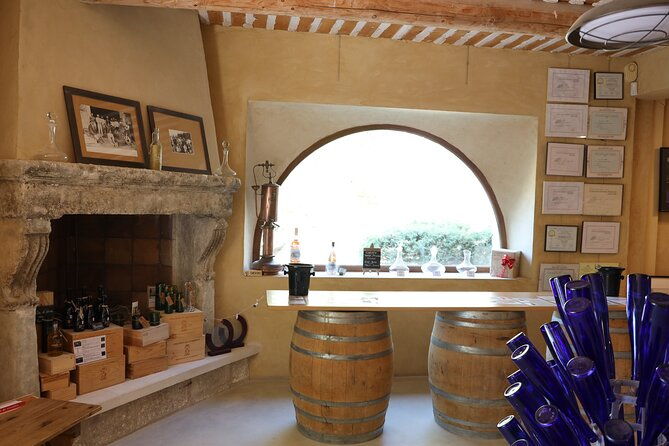 the-wines-of-the-luberon-the-chateau-de-lourmarin-bastide-du-laval-olive-oil