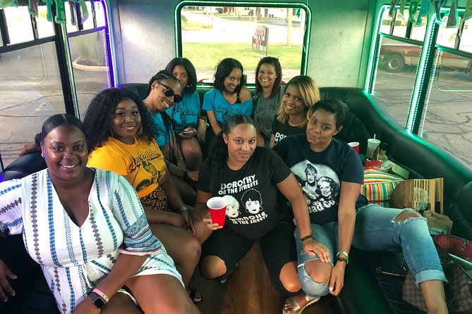top-shelf-14-passenger-winery-tour