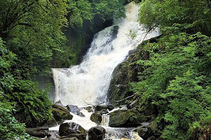 torc-mountain-waterfall-hike-killarney-private-guided-group-3%c2%bd-hours