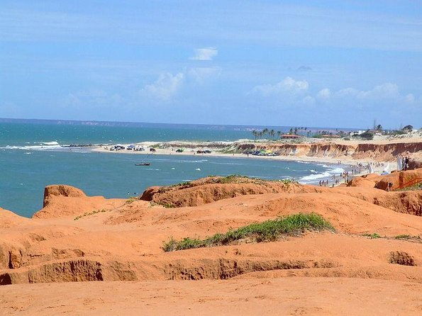 tour-3-beaches-in-1-day-morro-branco-praia-das-fontes-and-canoa-quebrada