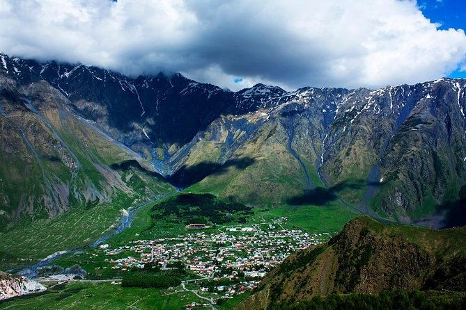 tour-in-kazbegi