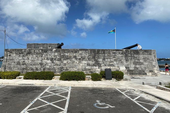 tour-just-a-little-bit-city-tour-of-nassau