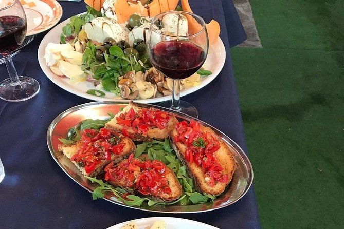 traditional-neapolitan-dinner-in-pompei-villa-franca-family-restourant