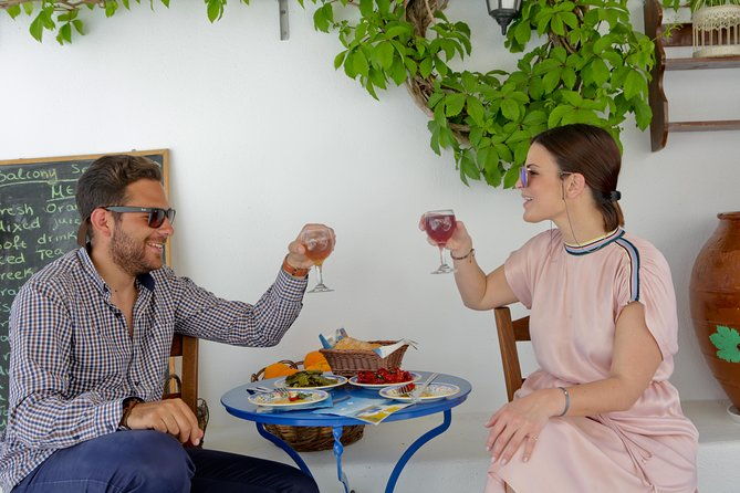 traditional-tastes-of-santorini-food-tour