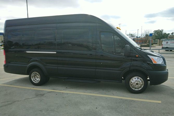 transfer-houston-to-galveston-for-10-travelers-one-way-ride
