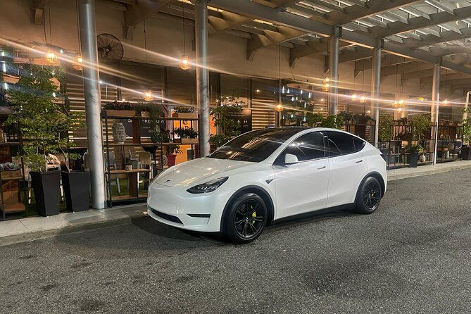 transfer-in-tesla-from-sdq-airport-to-santo-domingo
