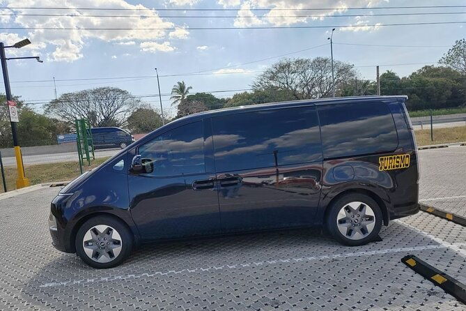 transport-shuttle-service-liberia-airport-to-from-nosara