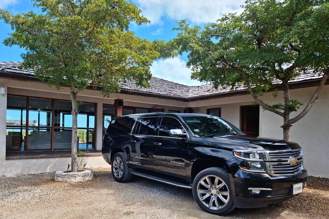 turks-and-caicos-private-round-trip-airport-transfer