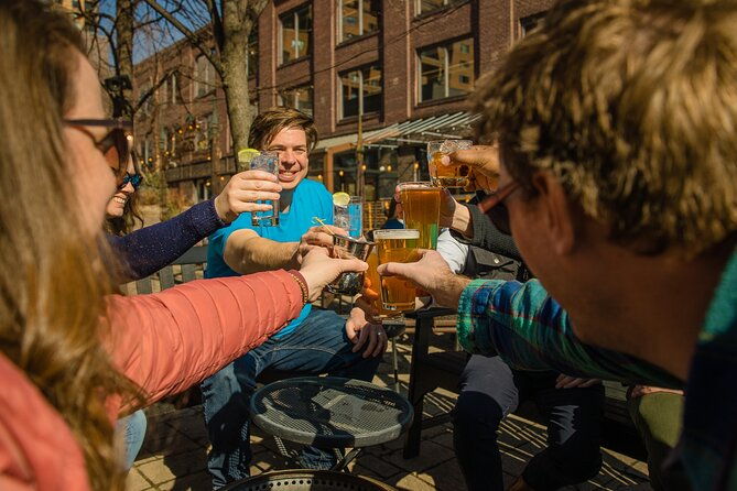 twin-cities-walking-tour-uncover-hidden-minneapolis-bars-2