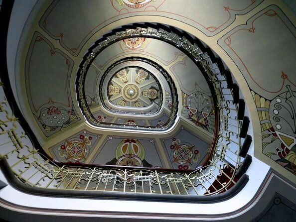 ultimate-art-nouveau-experience-in-riga-private-tour
