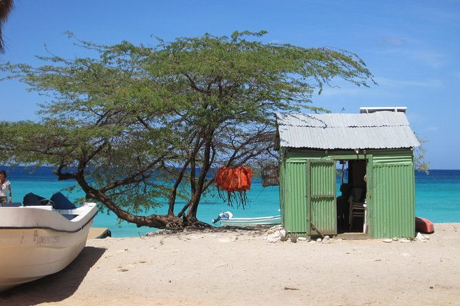 untouched-paradise-bay-of-the-eagles
