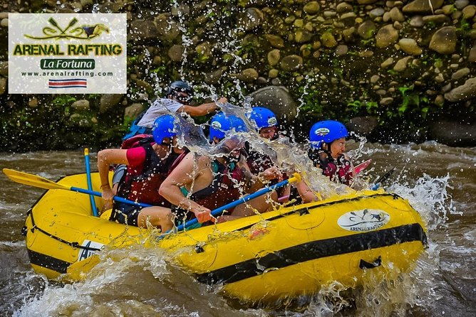 upper-balsa-river-white-water-rafting-class-3-4-in-costa-rica