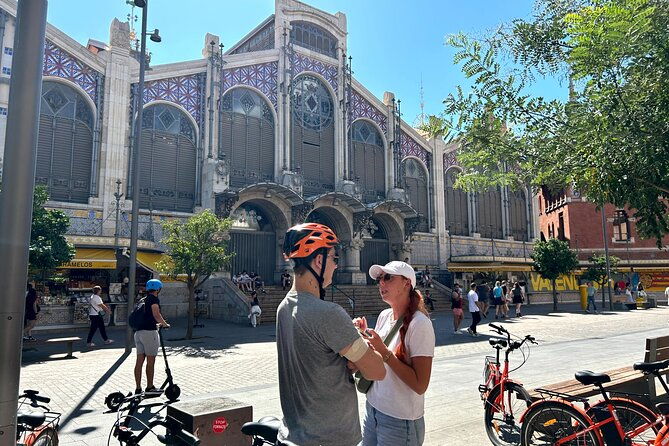 valencia-city-highlights-in-guided-bike-or-e-bike-tour-2