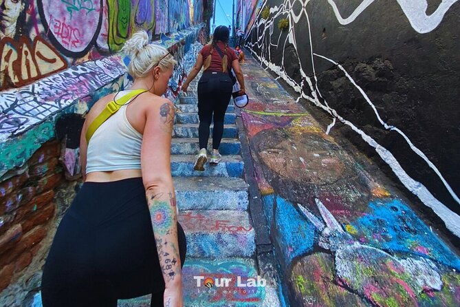 valparaiso-local-vineyard-a-wine-and-street-art