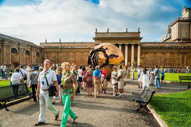 vatican-museum-and-sistine-chapel-skip-the-line-guided-group-tour-and-tickets